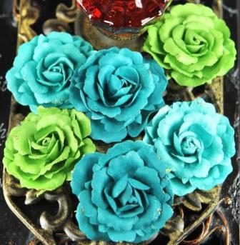Prima Treasure Rae Flowers With Gold Accents