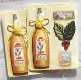 Handmade Xmas - Malt Bottle/Holly