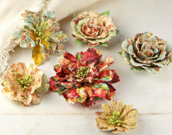 Prima Romantique Jardinere Flowers