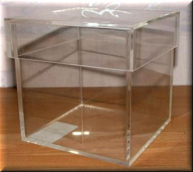Cube empty