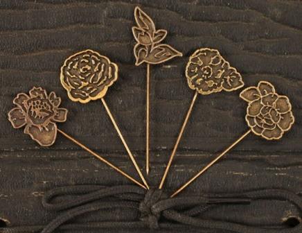 Prima Rosarian Vintage Metal Pins 